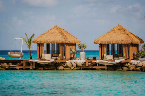 Resort-Aruba-met-groot-zwembad3